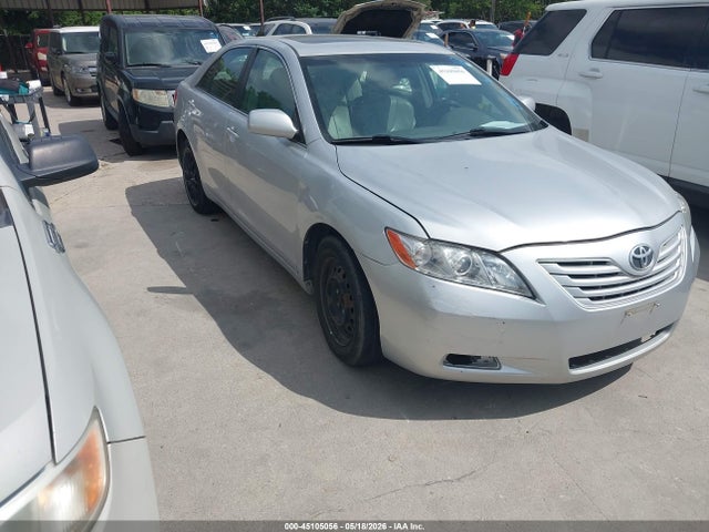 Salvage Toyota Camry Image