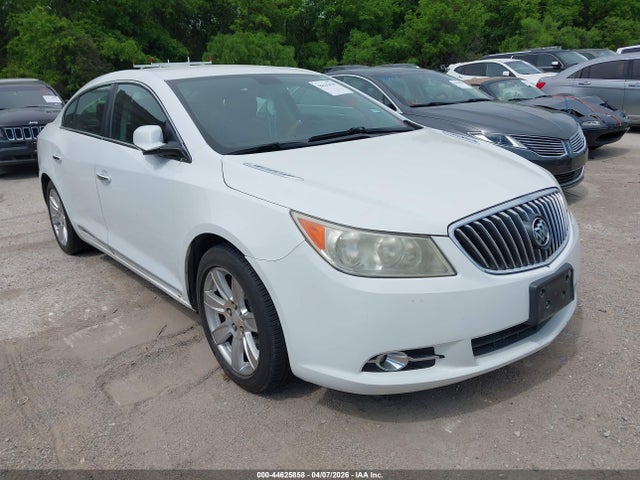 Salvage Buick LaCrosse Image