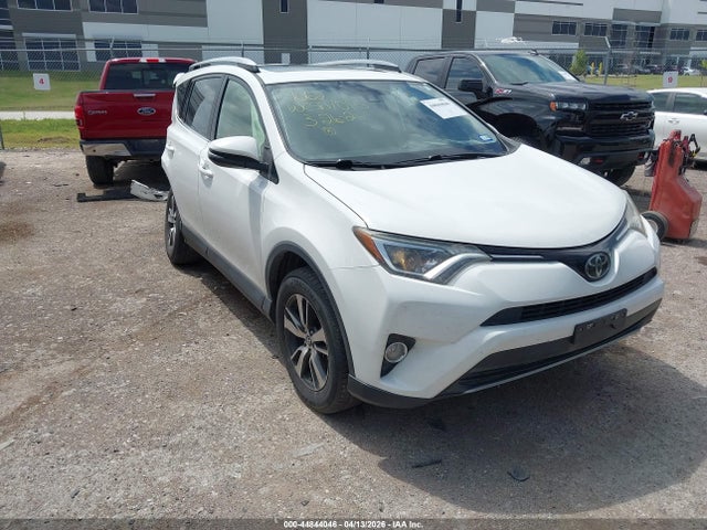 Salvage Toyota RAV4 Image