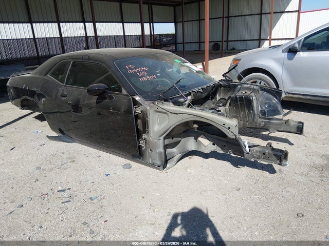 Salvage Dodge Challenger Image