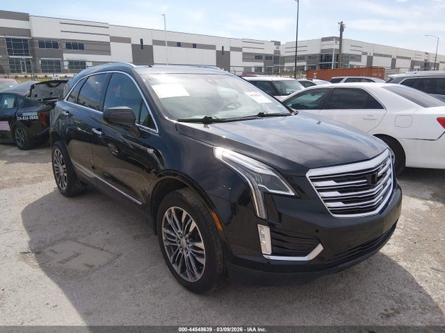 Salvage Cadillac XT5 Image