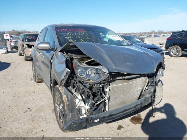 Salvage Kia Sportage Image