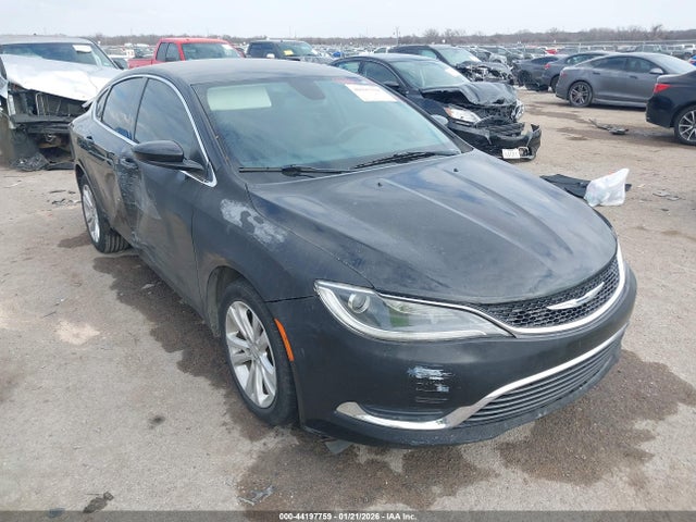 Salvage Chrysler 200 Image