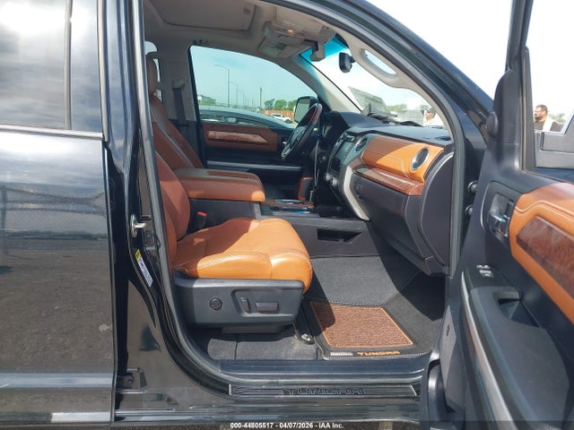 Toyota Tundra 1794 5.7l V8