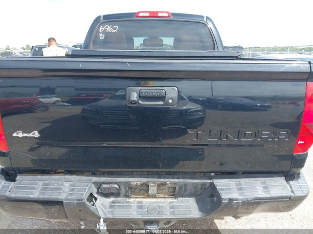 Toyota Tundra 1794 5.7l V8