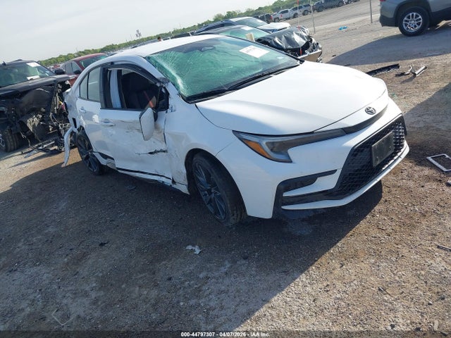 Salvage Toyota Corolla Image