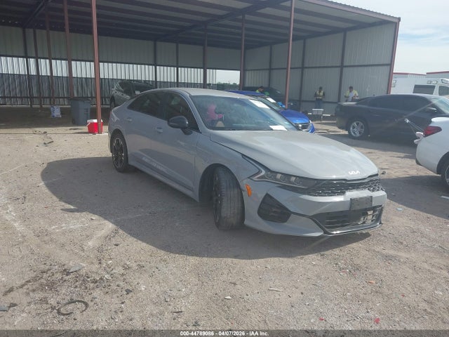 Salvage Kia K5 Image