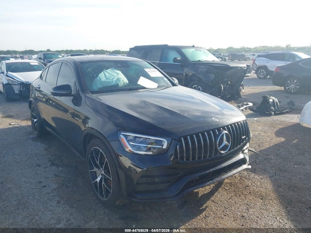 Salvage Mercedes-Benz GLC Image