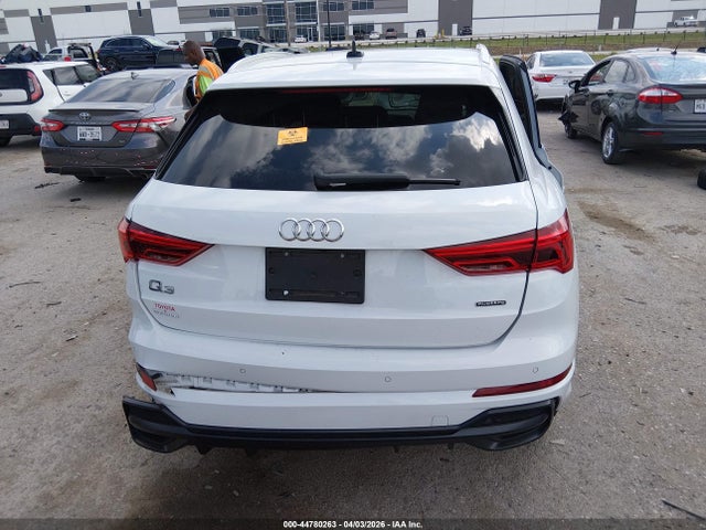 Audi Q3 Premium Plus 45 Tfsi S Line Quattro Tiptronic