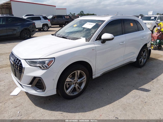Audi Q3 Premium Plus 45 Tfsi S Line Quattro Tiptronic