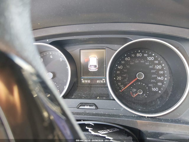 Volkswagen Tiguan 2.0t S