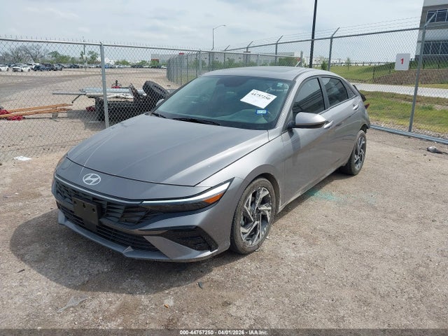 Hyundai ELANTRA Sel