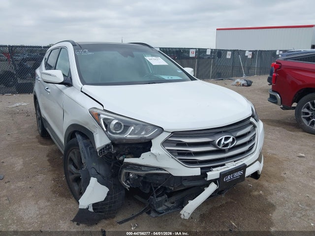 Salvage Hyundai SANTA FE Image