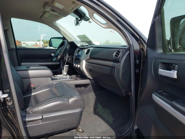 Toyota Tundra Sr5