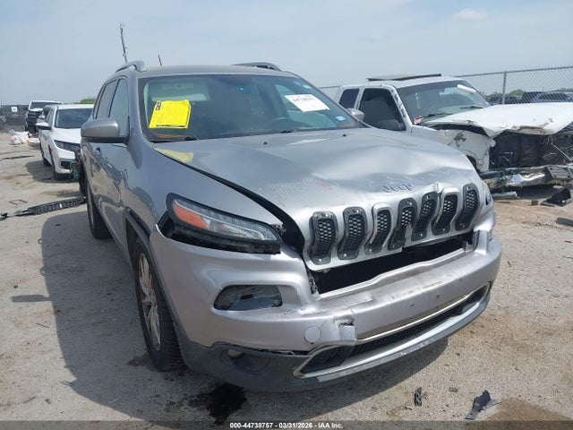 Salvage Jeep Cherokee Image