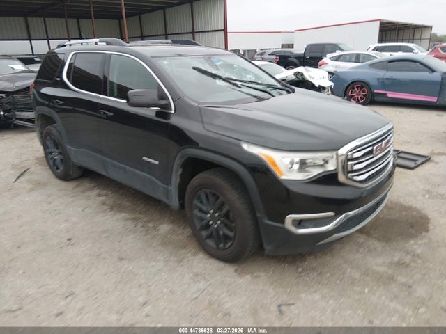Salvage GMC Acadia Image