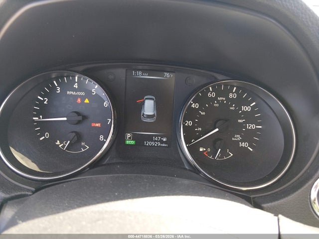 Nissan Rogue Sv