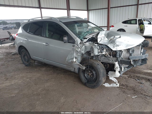Salvage Nissan Rogue Image