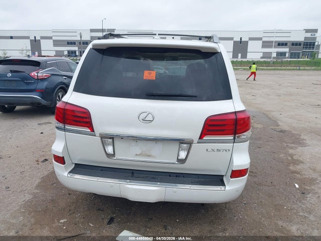 Lexus LX 570