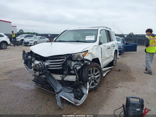 Lexus LX 570