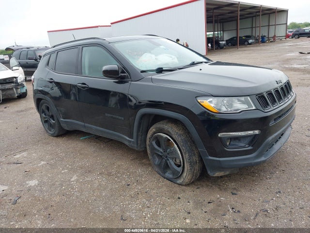 Salvage Jeep Compass Image