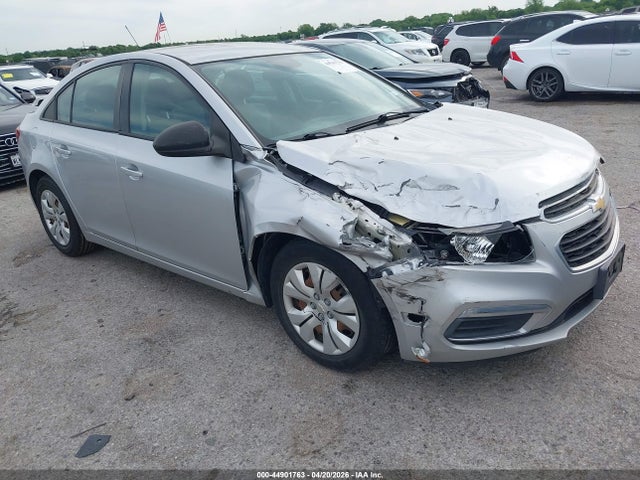 Salvage Chevrolet Cruze Image