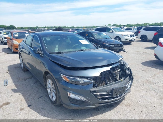 Salvage Chevrolet Malibu Image