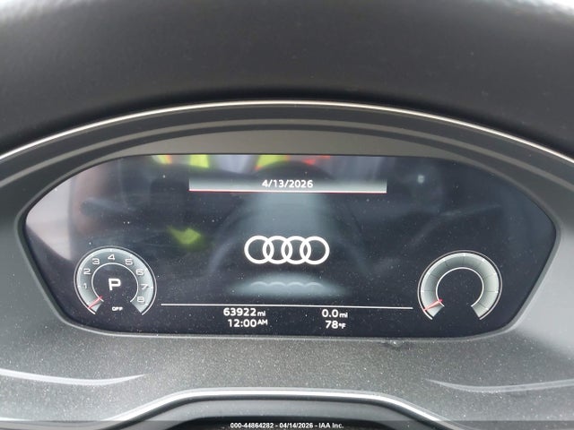 Audi A4 Premium Plus 45 Tfsi S Line Quattro S Tronic
