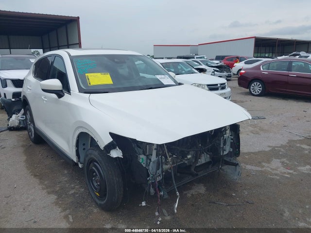 Salvage Mazda Cx Image