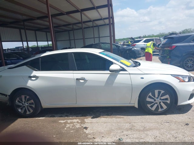 Nissan Altima S Fwd
