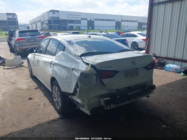 Nissan Altima S Fwd