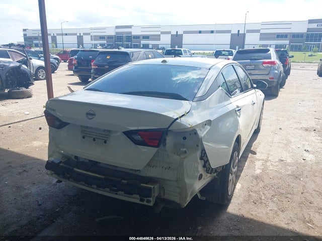 Nissan Altima S Fwd
