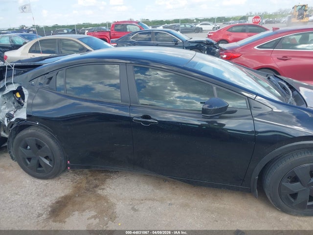 Toyota Prius Le
