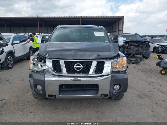 Nissan Titan Sl