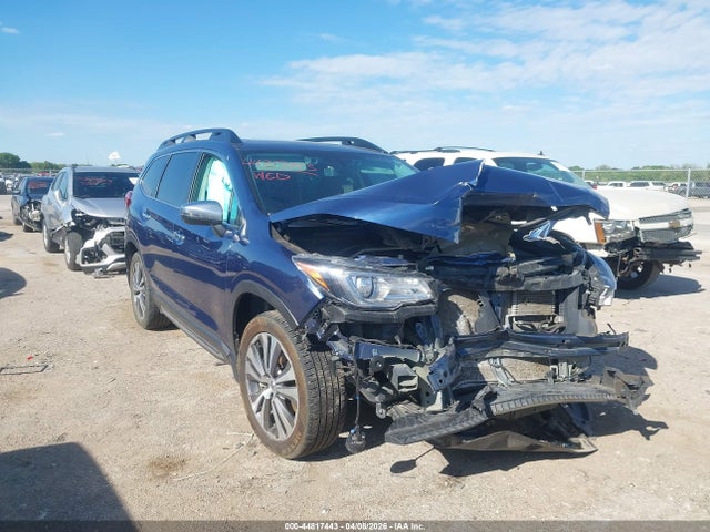 Salvage Subaru Ascent Image