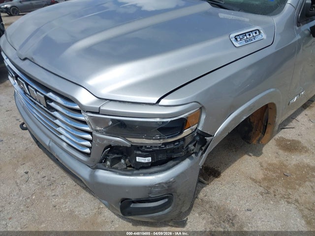 Ram 1500 Laramie  4x4 5'7 Box