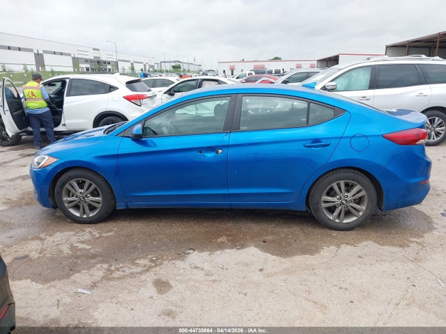 Hyundai ELANTRA Sel