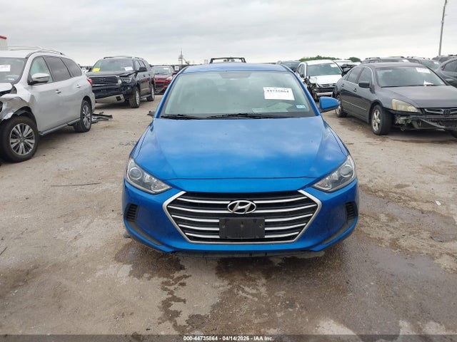 Hyundai ELANTRA Sel