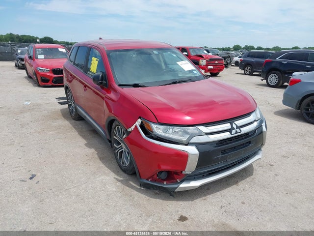Salvage Mitsubishi Outlander Image