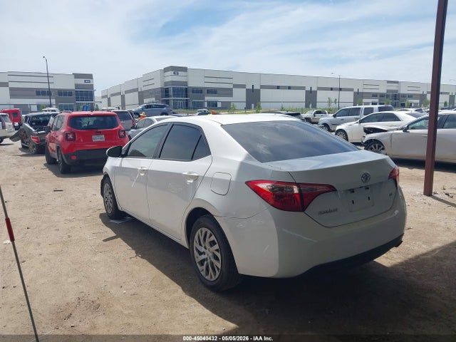 Toyota Corolla Le