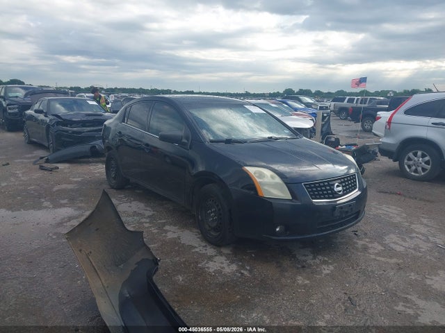 Salvage Nissan Sentra Image