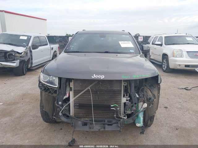 Jeep Grand Cherokee Laredo