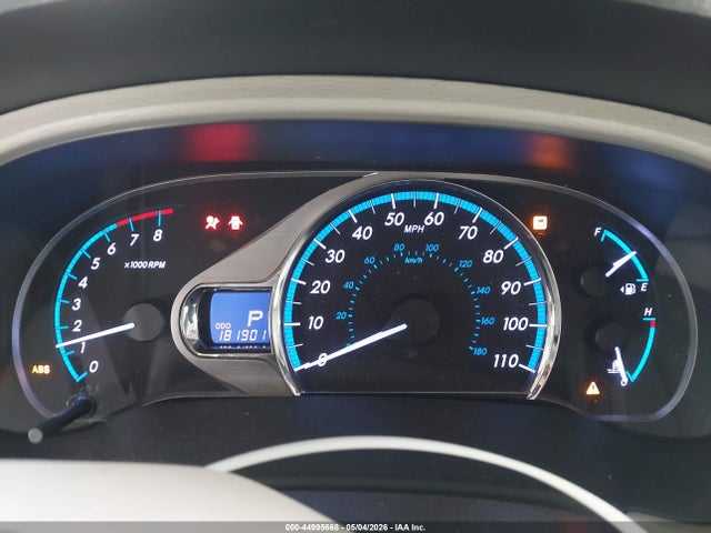 Toyota Sienna Xle V6 8 Passenger