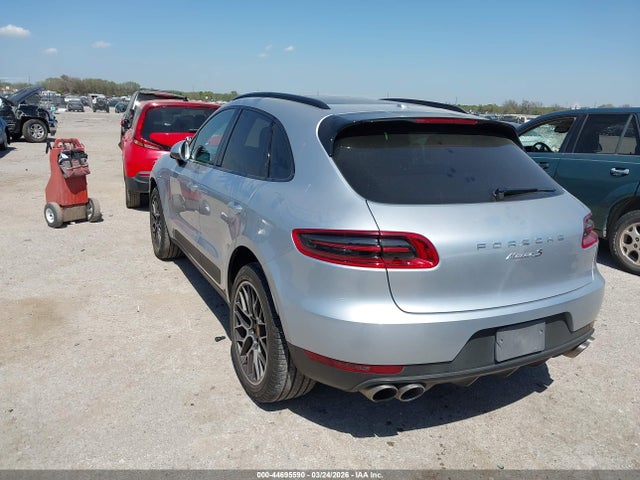 Porsche Macan S