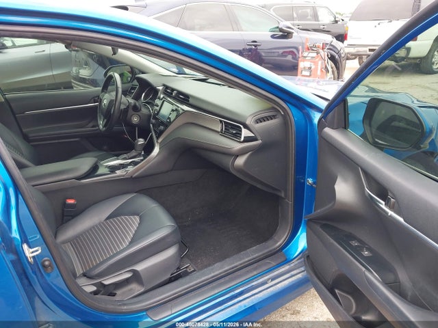 Toyota Camry Se