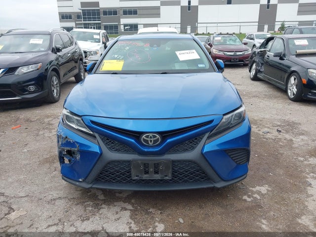 Toyota Camry Se