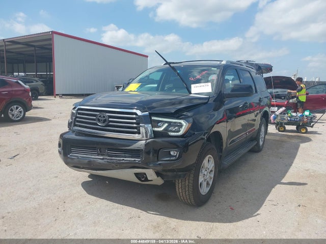 Toyota Sequoia Sr5