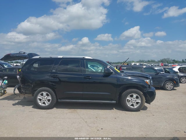 Toyota Sequoia Sr5