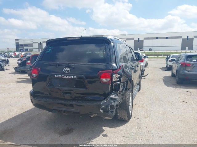 Toyota Sequoia Sr5