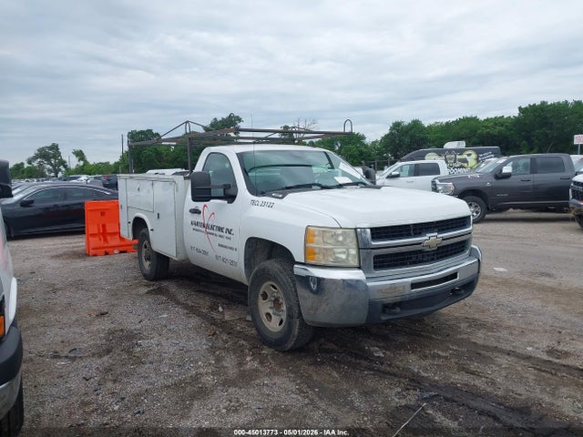 Salvage Chevrolet Silverado 2500 Image